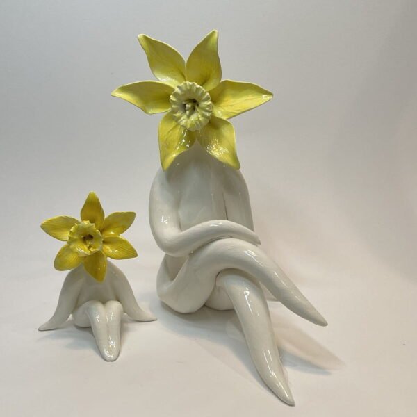 Daffodil family ceramic sculpture